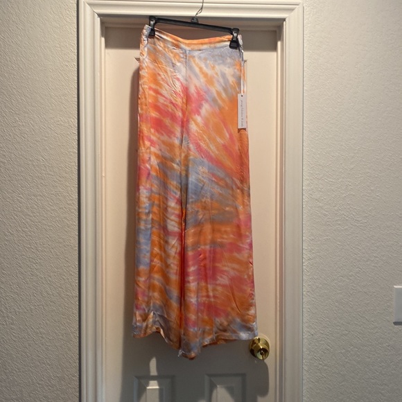 NWT Young, Fabulous & Broke satin pants size small. Silky and GORGEOUS! 💋💋 - Picture 2 of 7